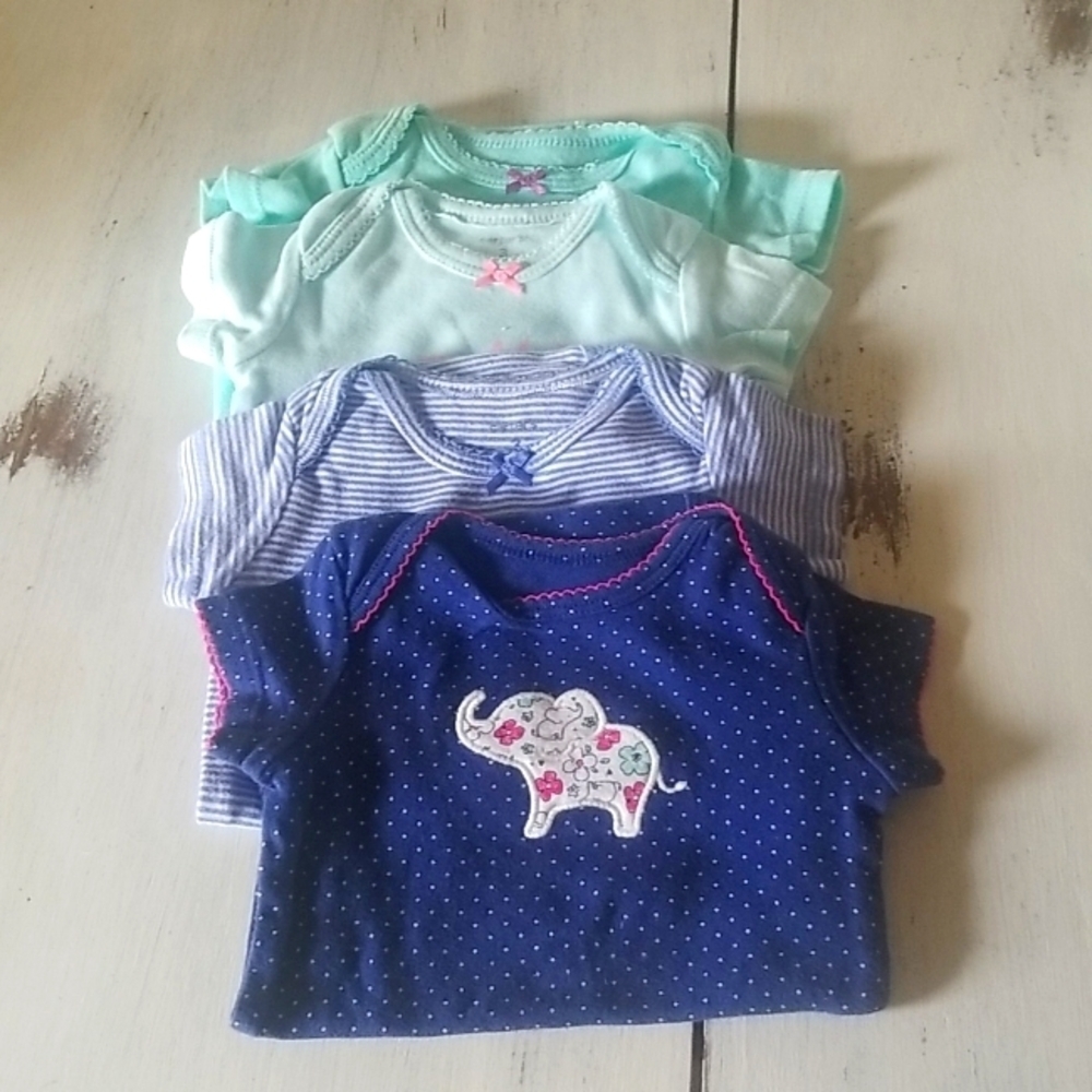 4 Carter's Onesies size 3m